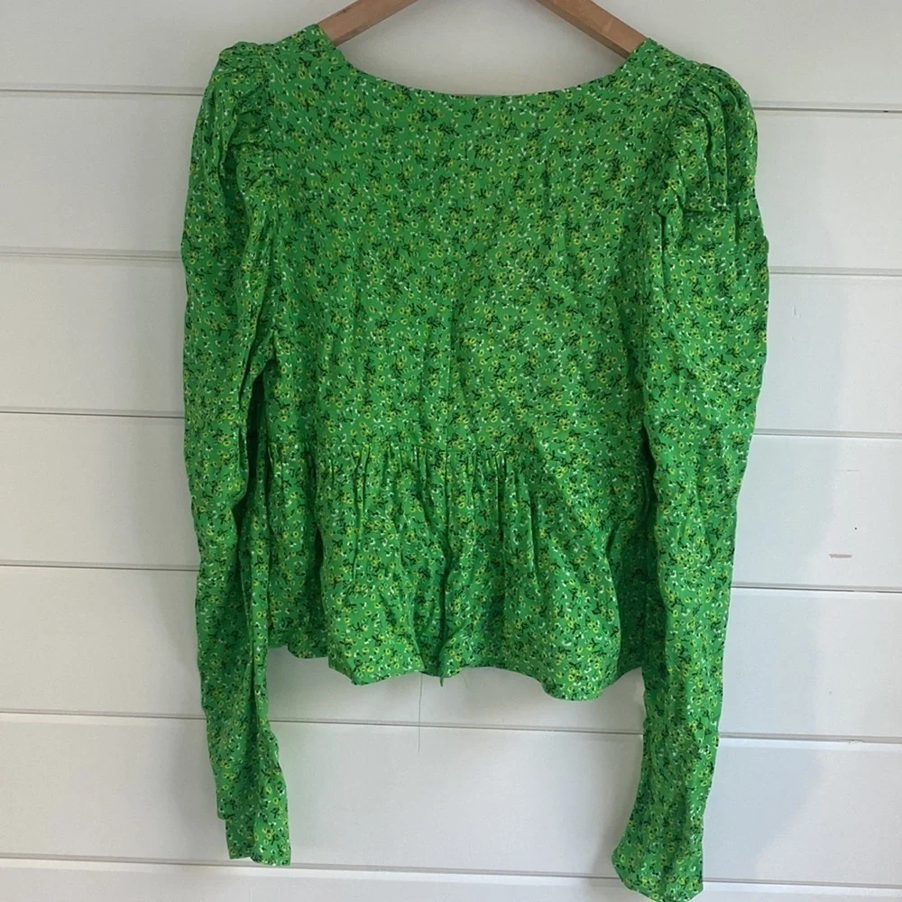 AFRM | Green Floral Long Sleeve Smocked Crop Top | Great Condition - Picture 4 of 7